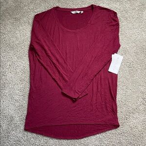 ATHLETA Long Sleeve Lightweight Top Shirt Burgundy